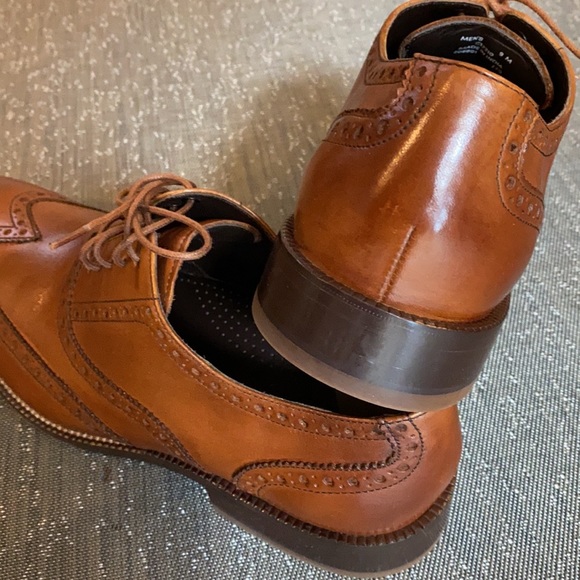 Brand New COLE HANN MOCASINES - Picture 2 of 4